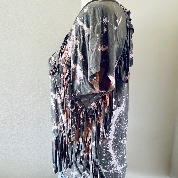 POL Green Custom Bleach Dye Fringe Short Sleeve - Picture 5 of 7